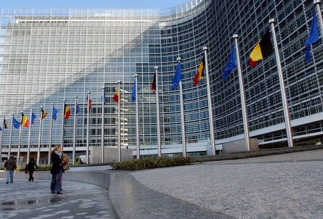 La commission européenne investie pour la 5G